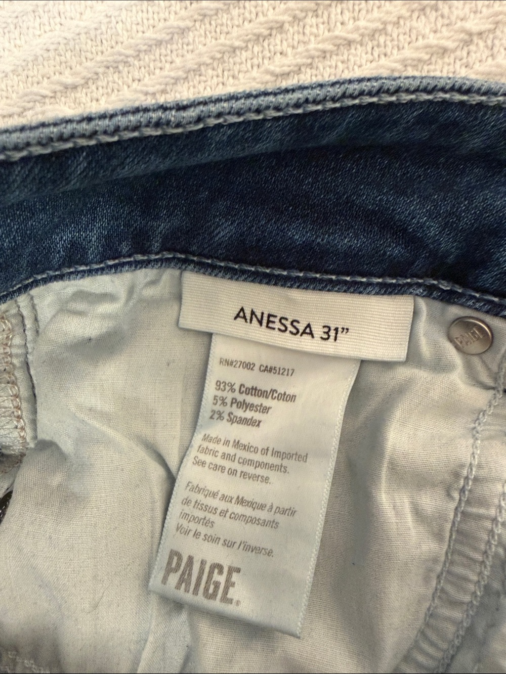 PAIGE Anessa 31” medium blue women’s denim - Picture 2 of 7